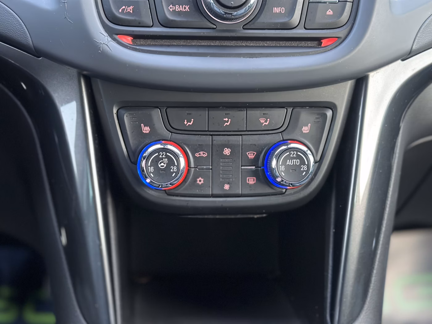 Opel Zafira фото 19