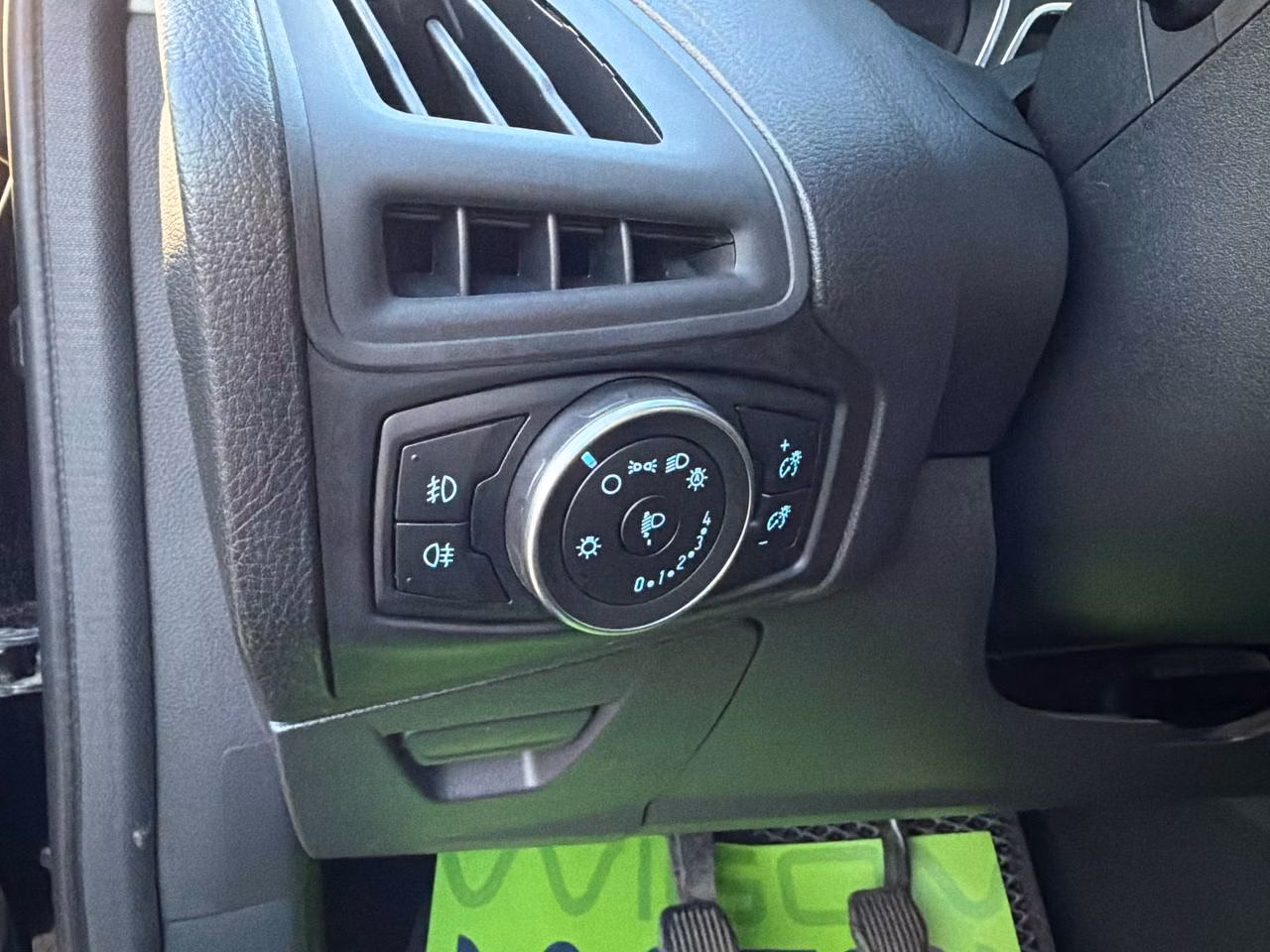 Ford Focus фото 14
