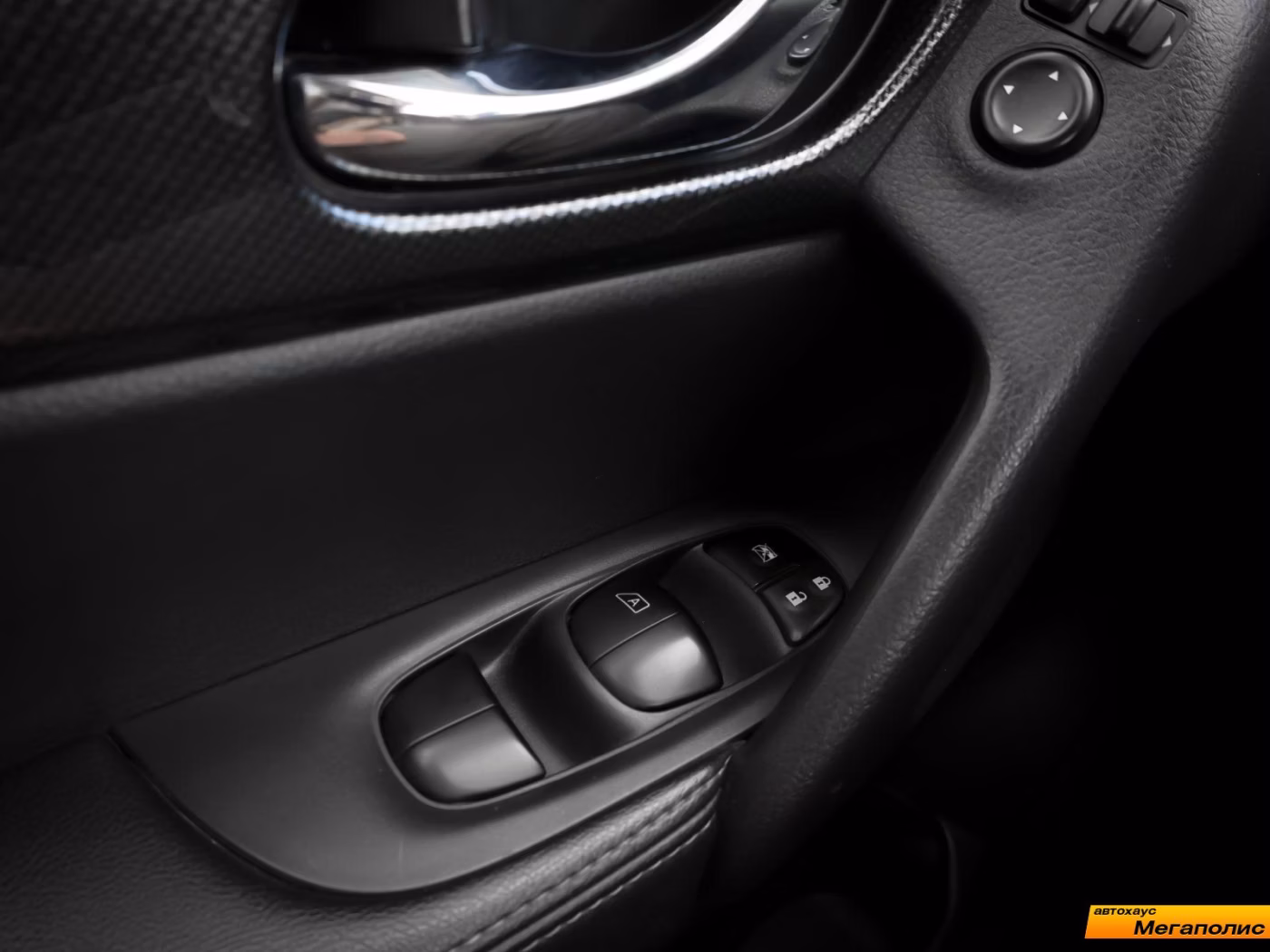 Nissan X-Trail фото 12