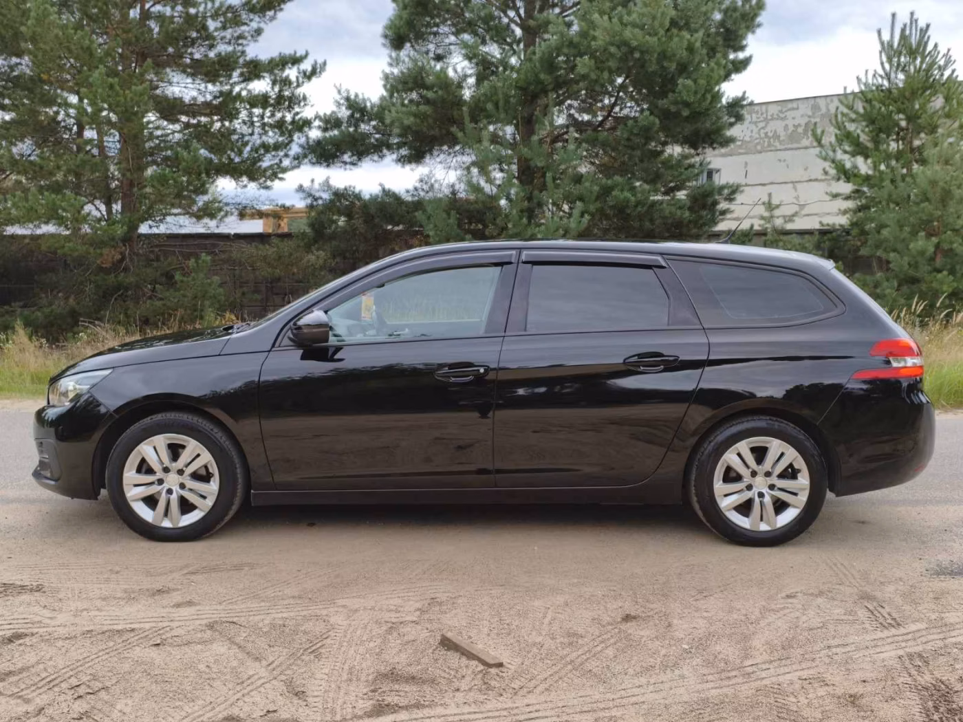 Peugeot 308 фото 4