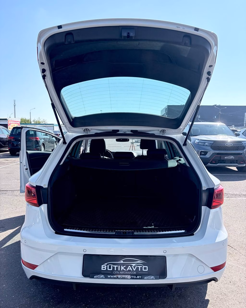 SEAT Leon фото 13