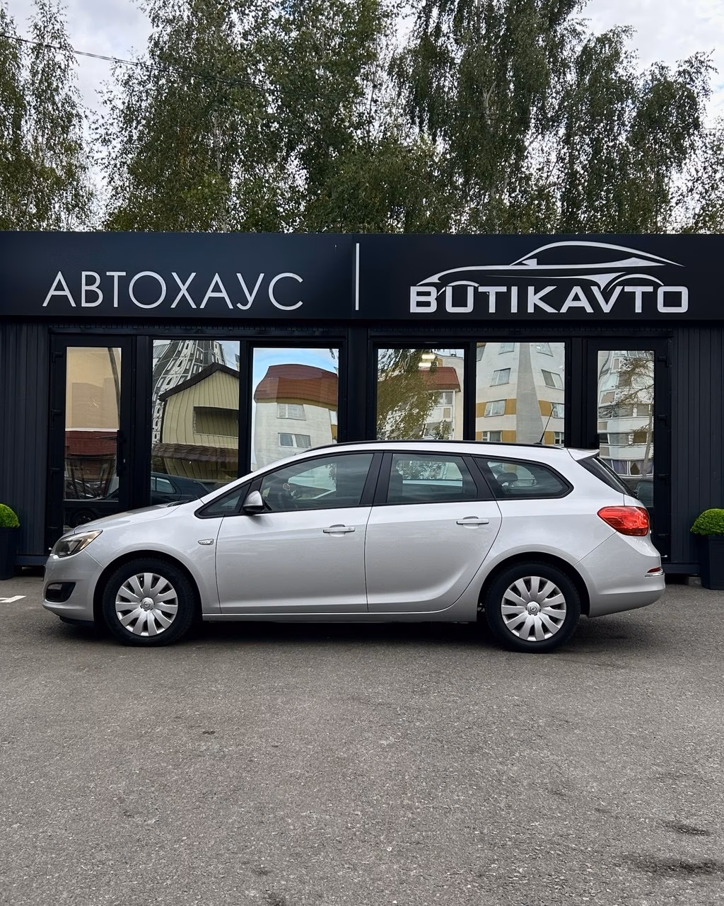 Opel Astra фото 8