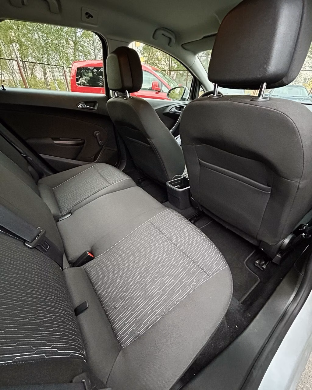 Opel Astra фото 12