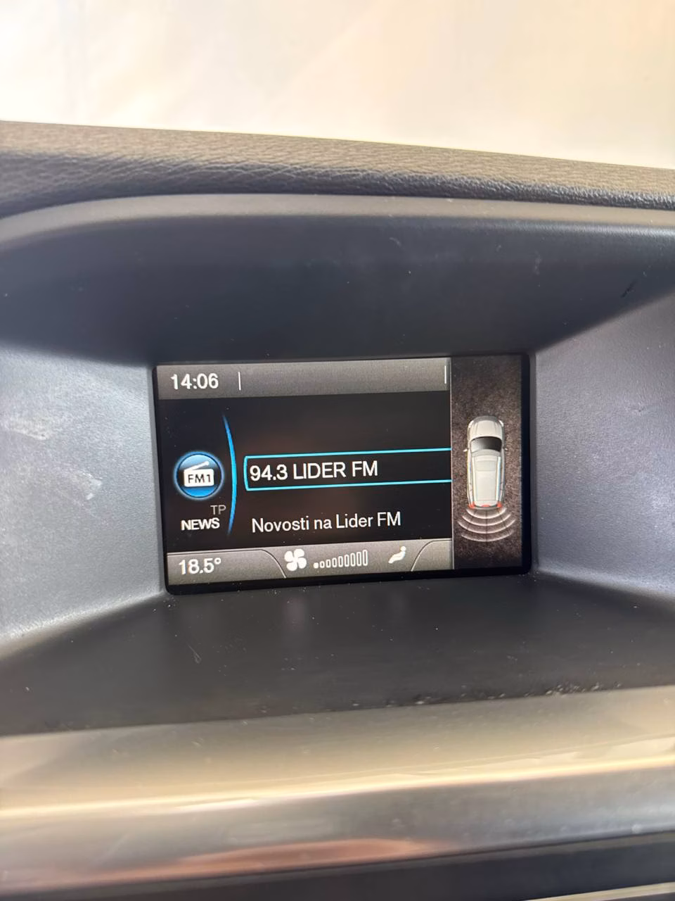 Volvo V60 фото 12