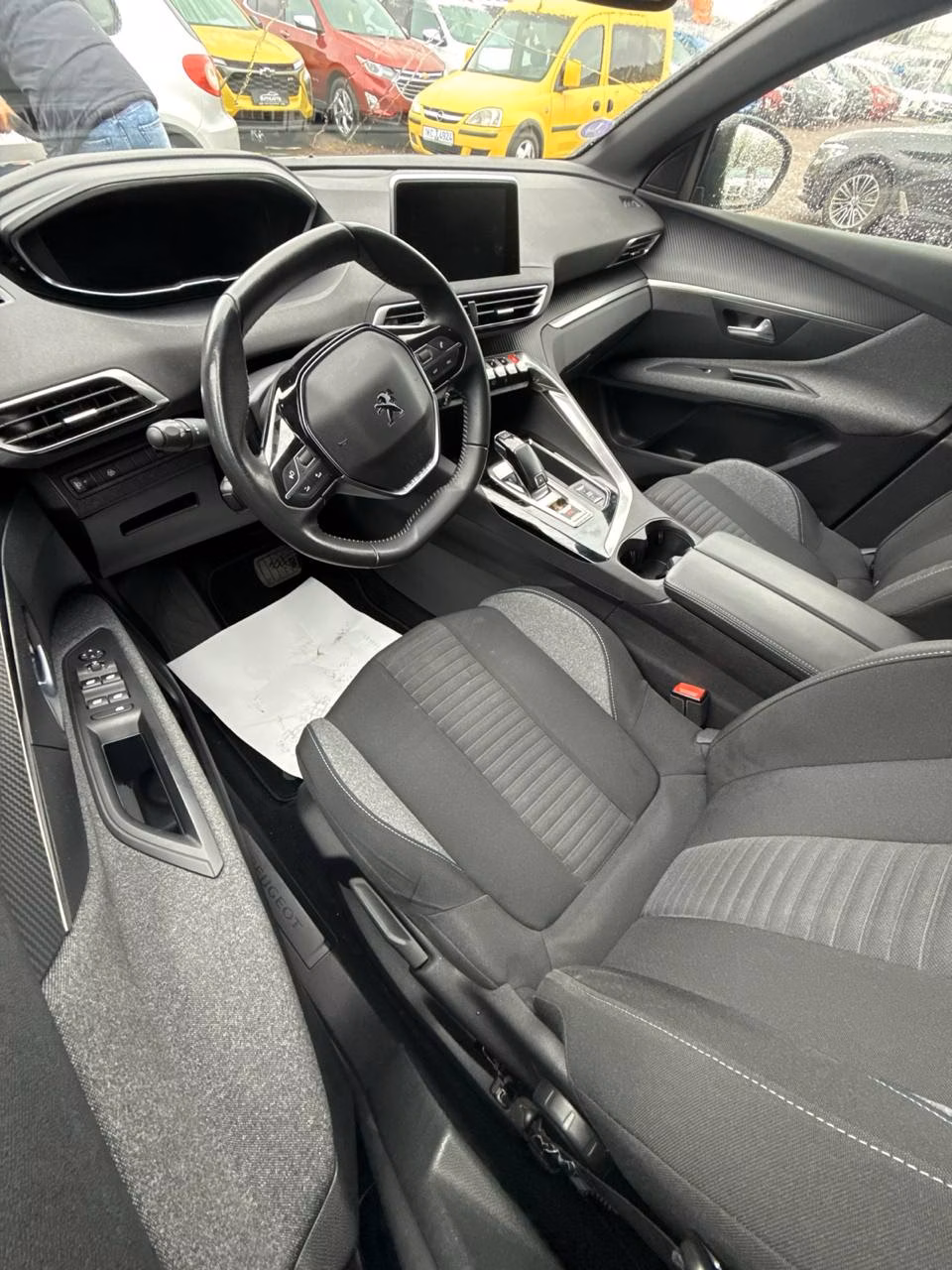 Peugeot 3008 фото 9