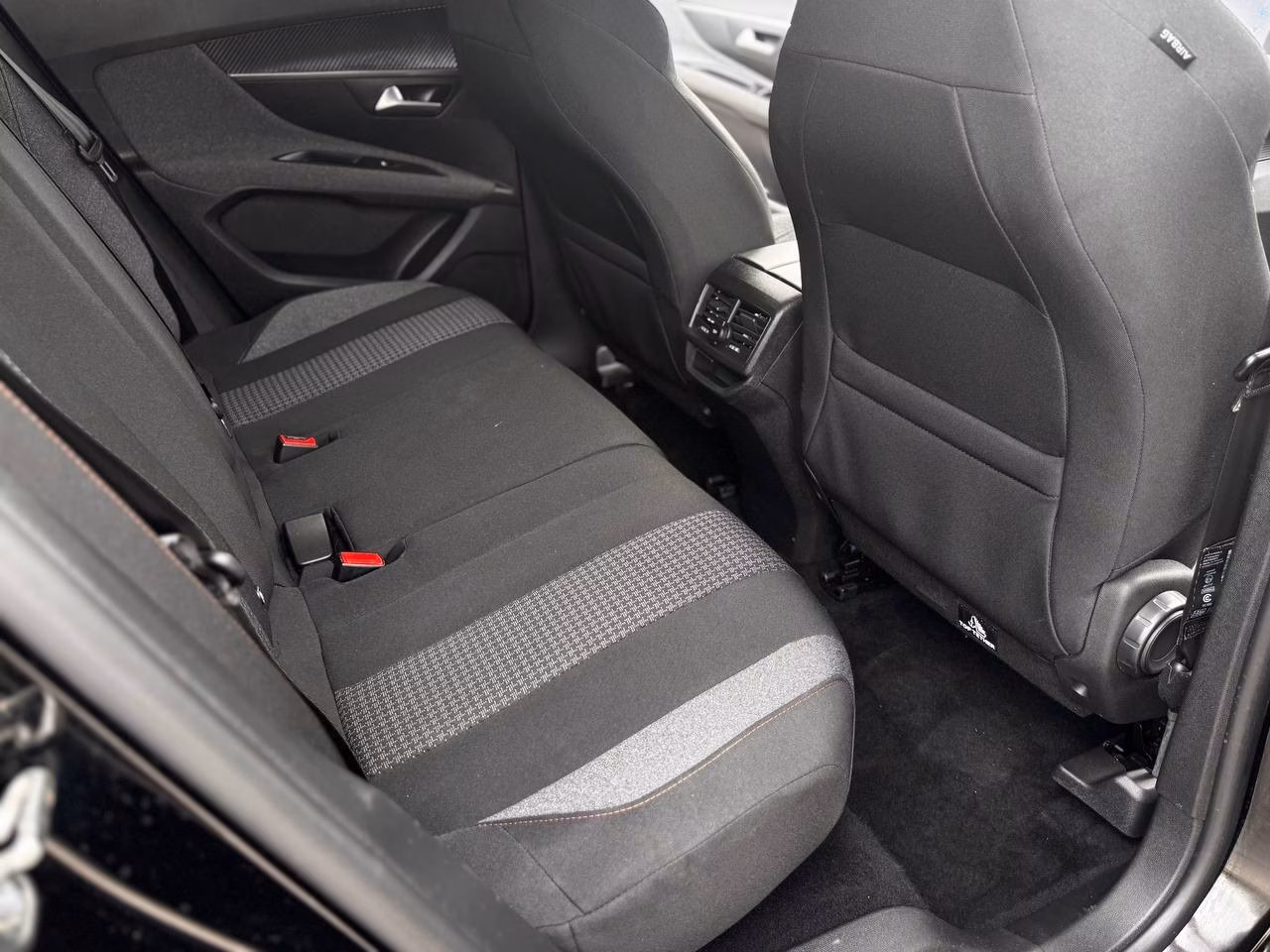 Peugeot 3008 фото 14