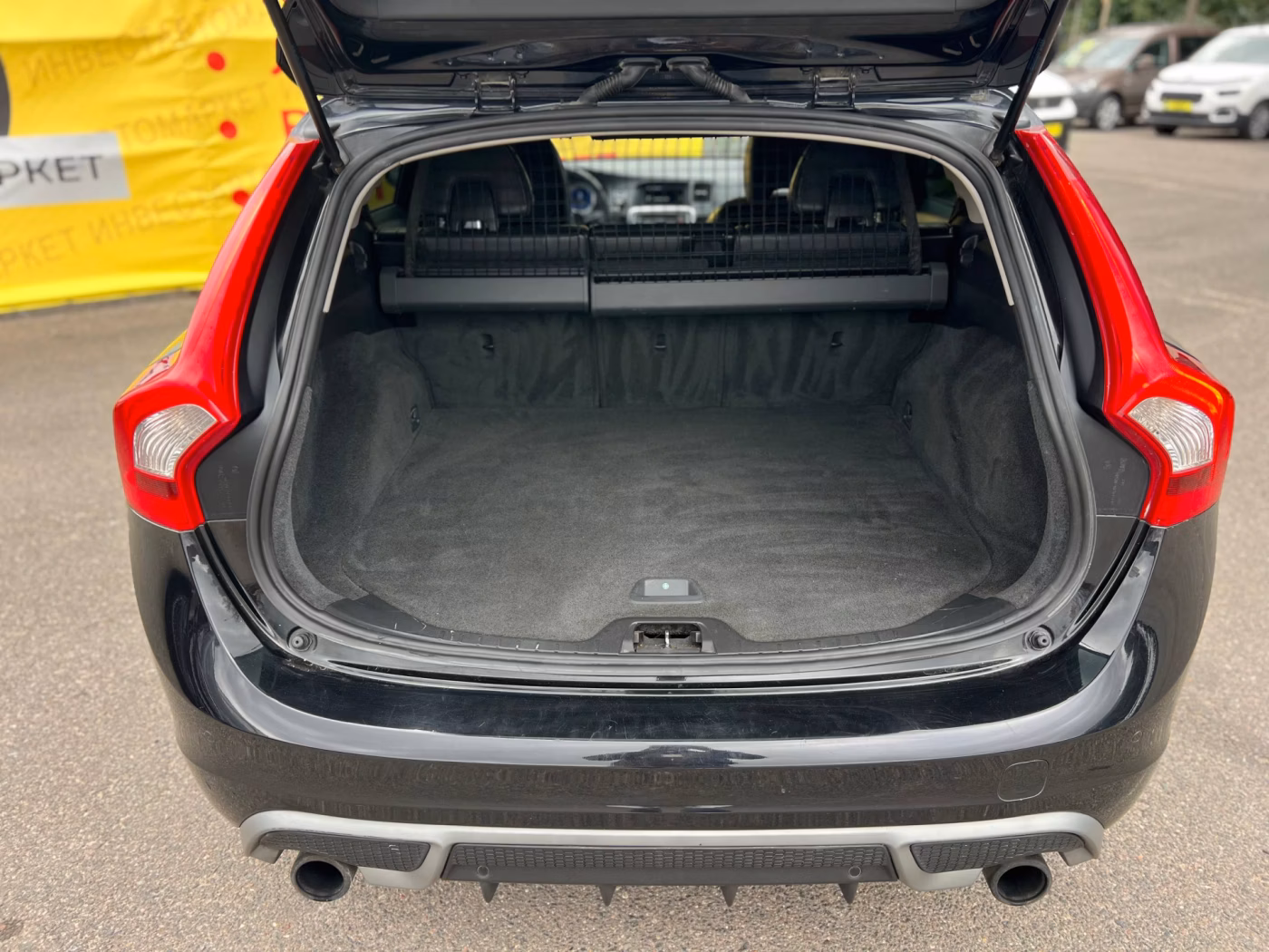 Volvo V60 фото 9
