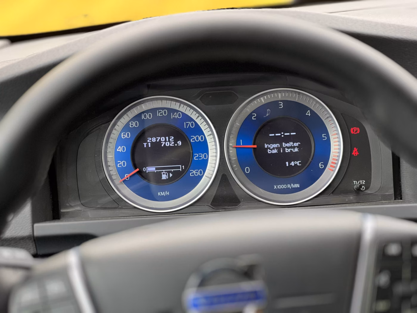 Volvo V60 фото 16