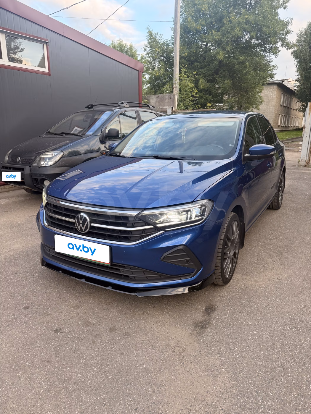 Volkswagen Polo Sedan фото 2