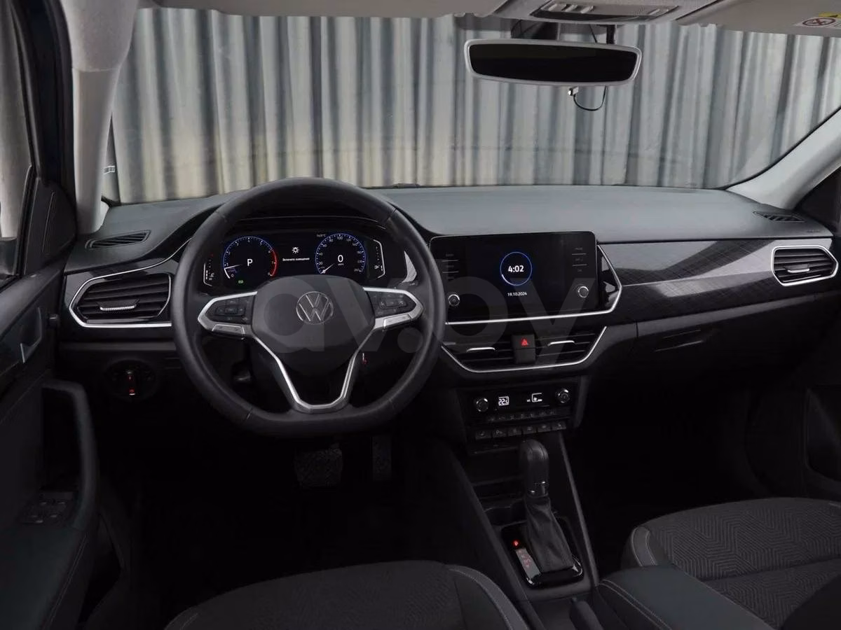 Volkswagen Polo Sedan фото 7