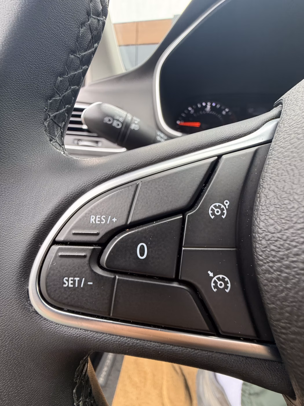 Renault Megane фото 12