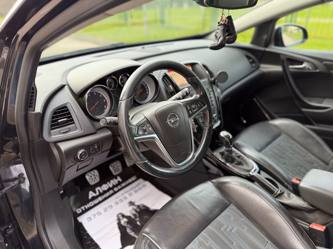 Opel Astra фото 9