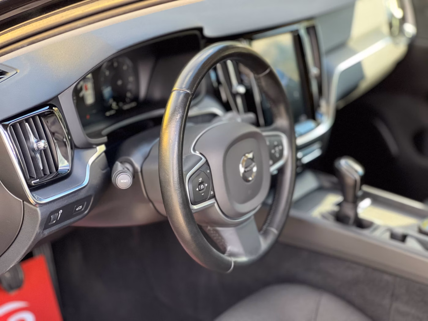 Volvo V60 фото 11
