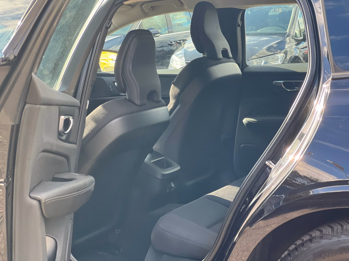 Volvo V60 фото 16