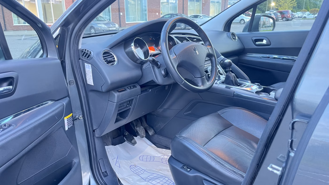 Peugeot 3008 фото 9
