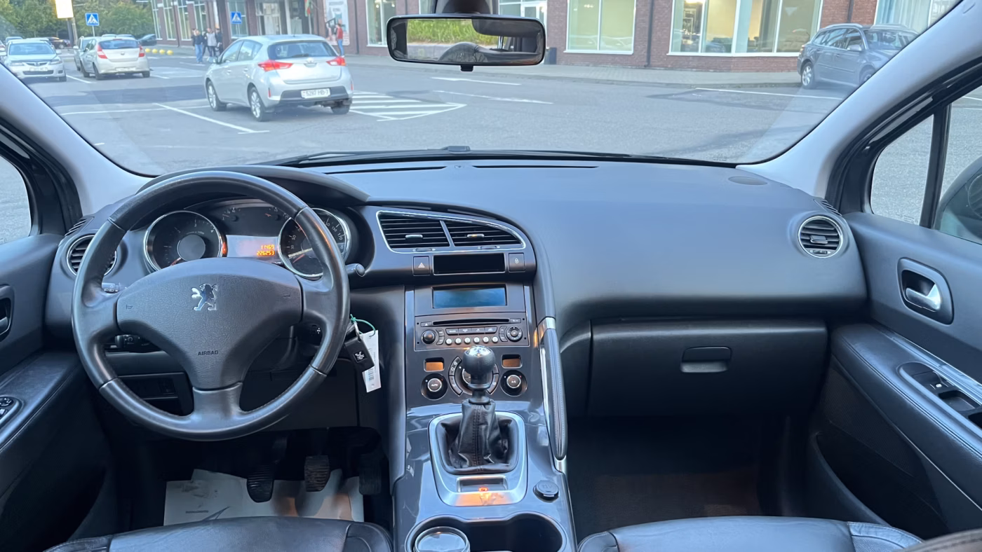 Peugeot 3008 фото 10