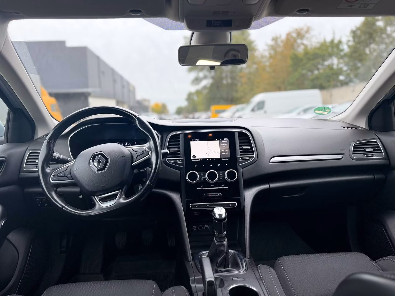 Renault Megane фото 10