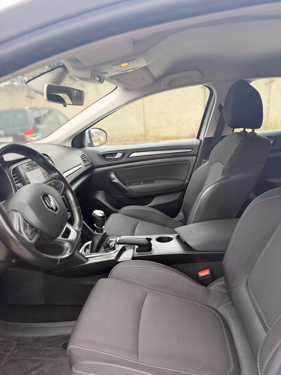Renault Megane фото 11