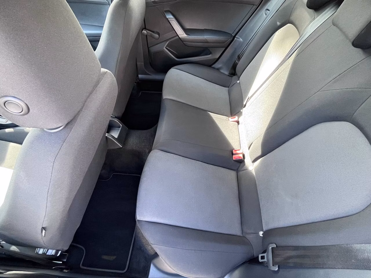 SEAT Ibiza фото 8