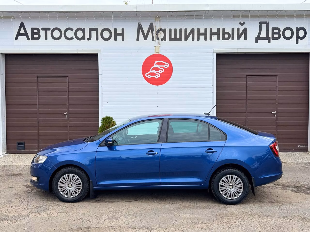 Skoda Rapid фото 2