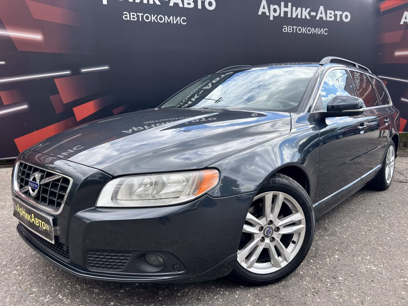 Volvo V70 фото 2