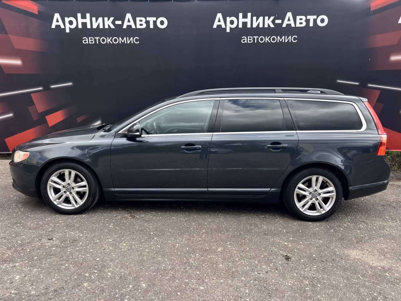 Volvo V70 фото 3