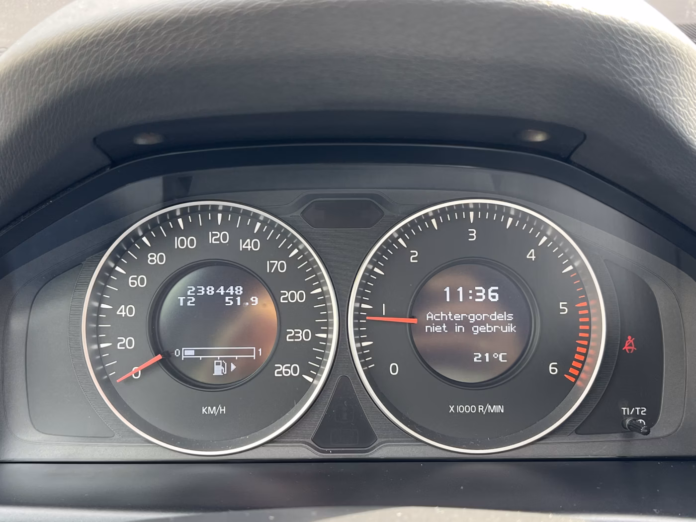 Volvo V70 фото 15