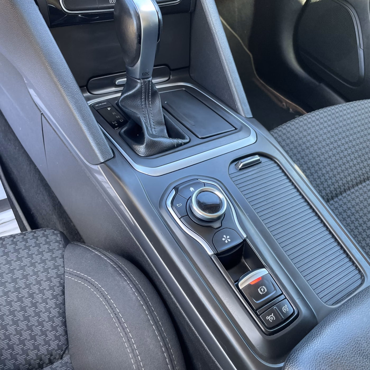 Renault Talisman фото 20