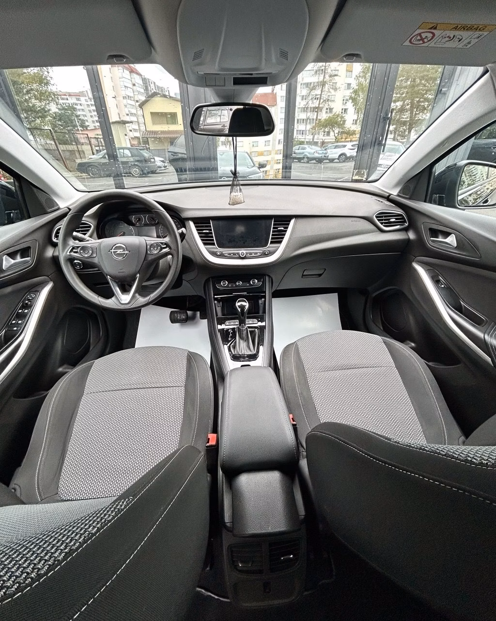 Opel Grandland X фото 9