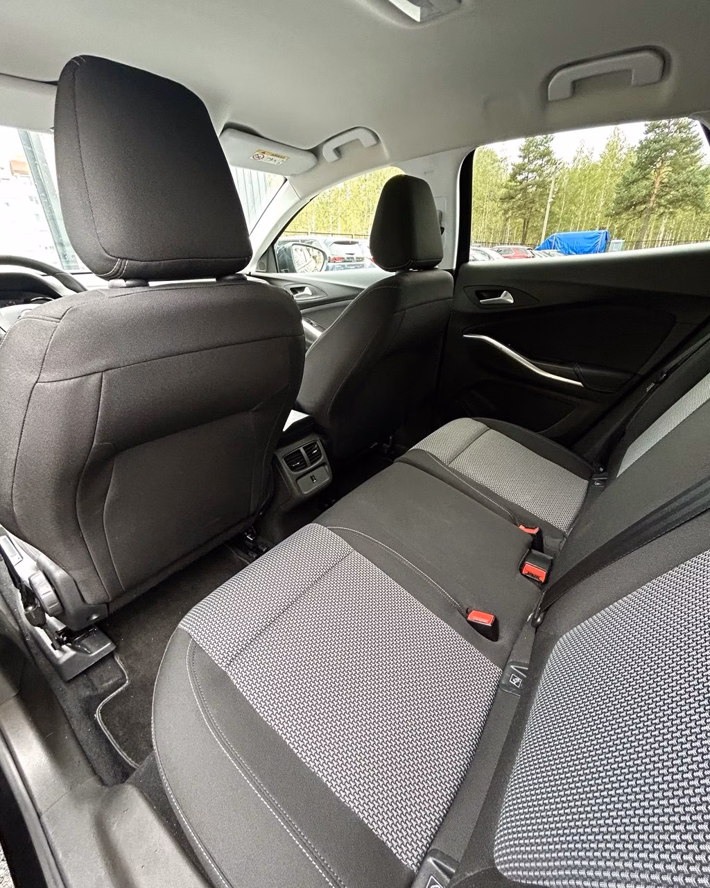 Opel Grandland X фото 11