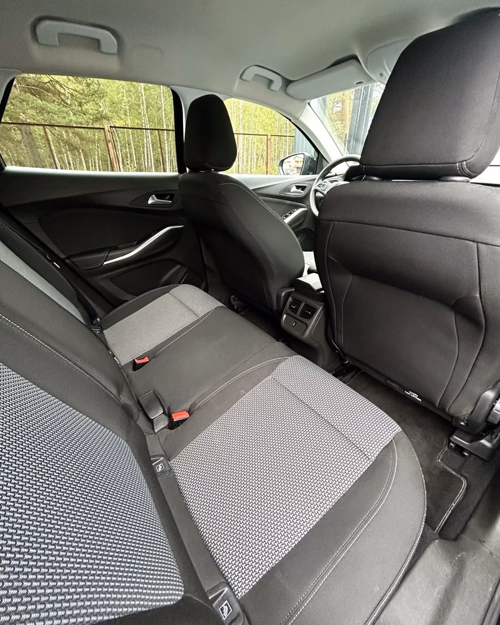 Opel Grandland X фото 12