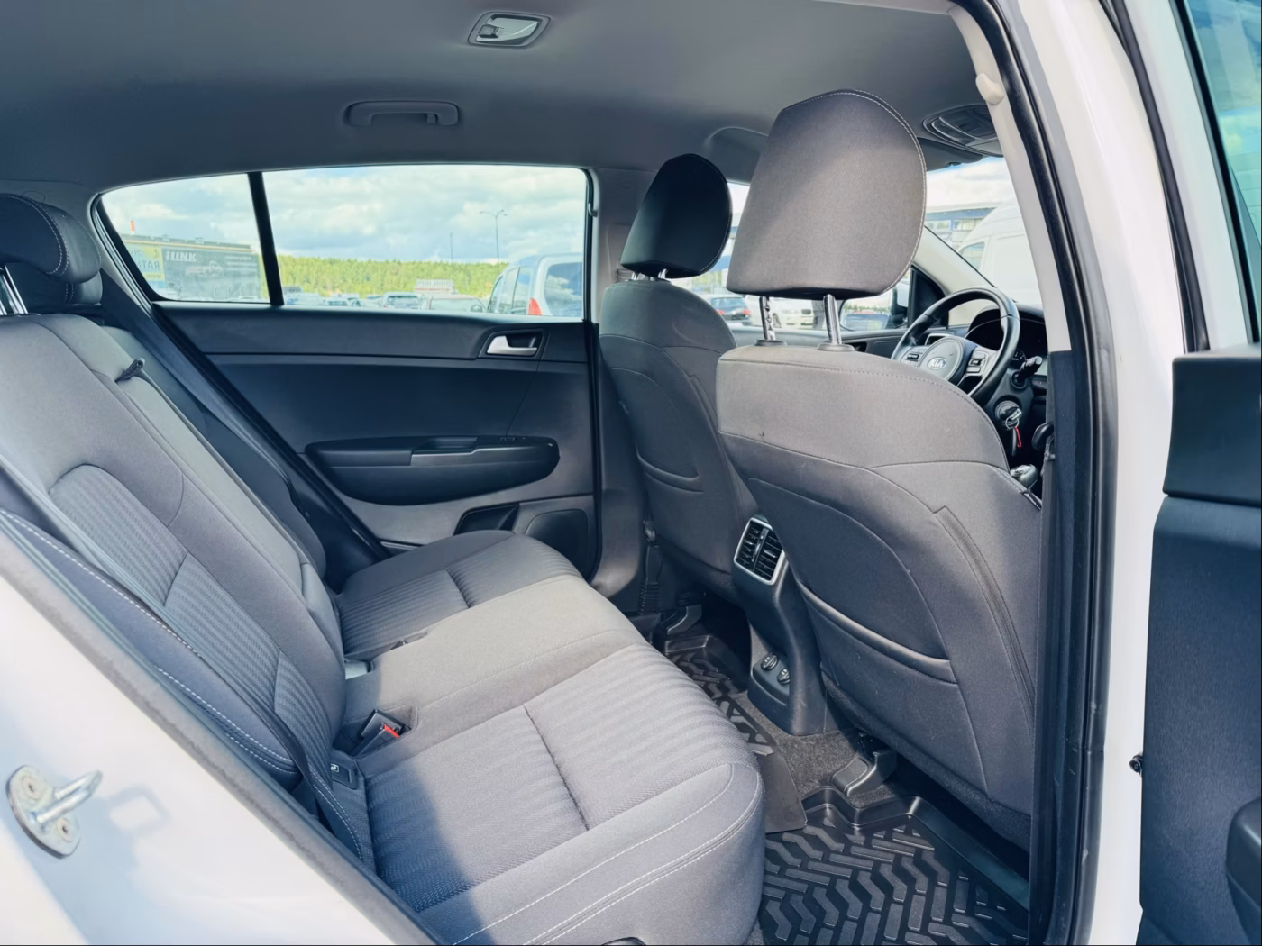 Kia Sportage фото 7