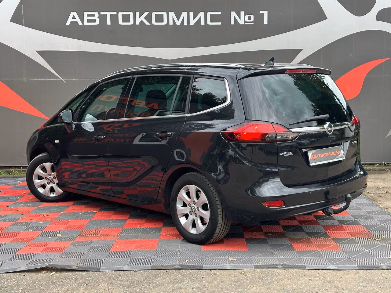 Opel Zafira фото 3