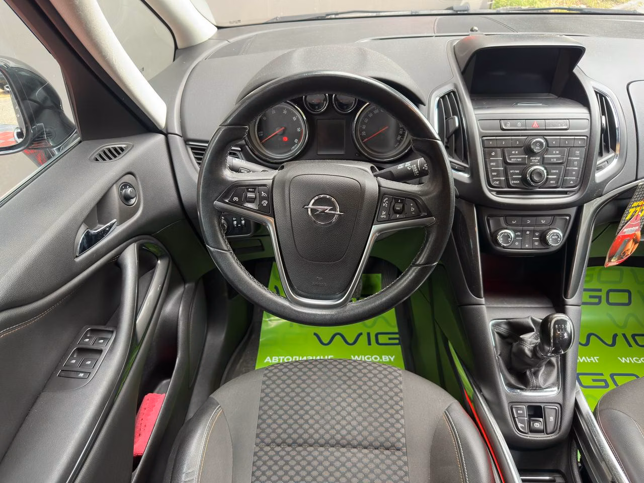Opel Zafira фото 13