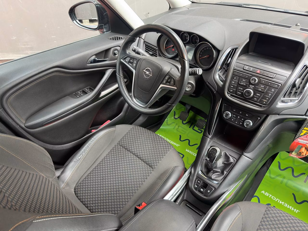 Opel Zafira фото 15