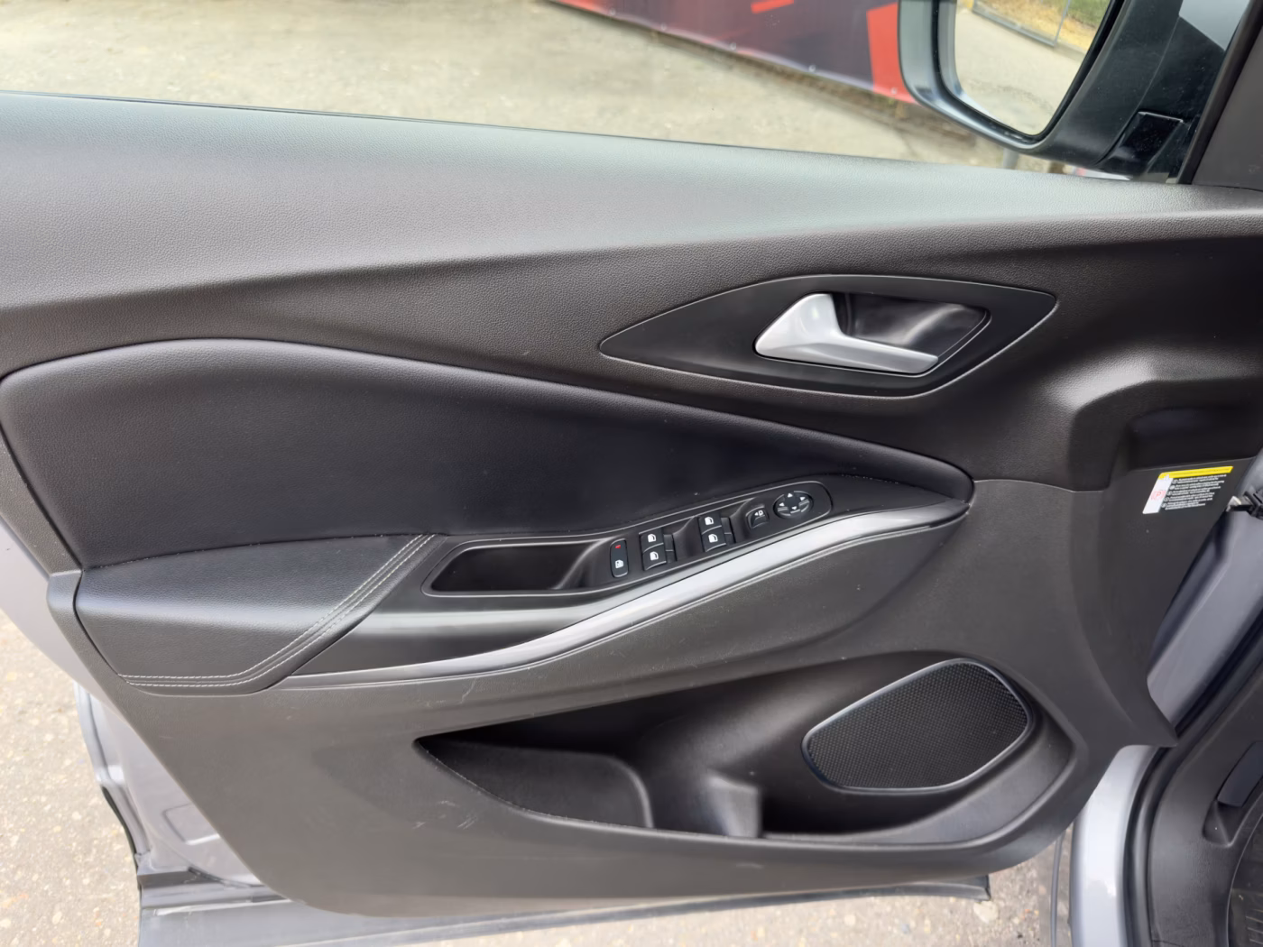 Opel Grandland X фото 9