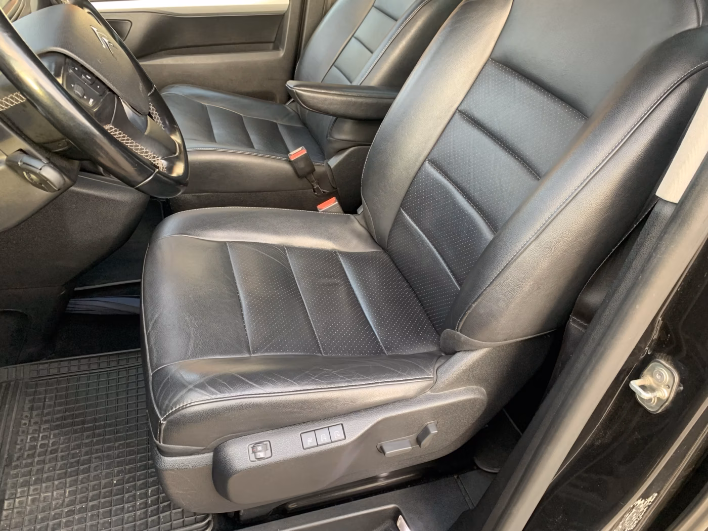 Citroen SpaceTourer фото 13