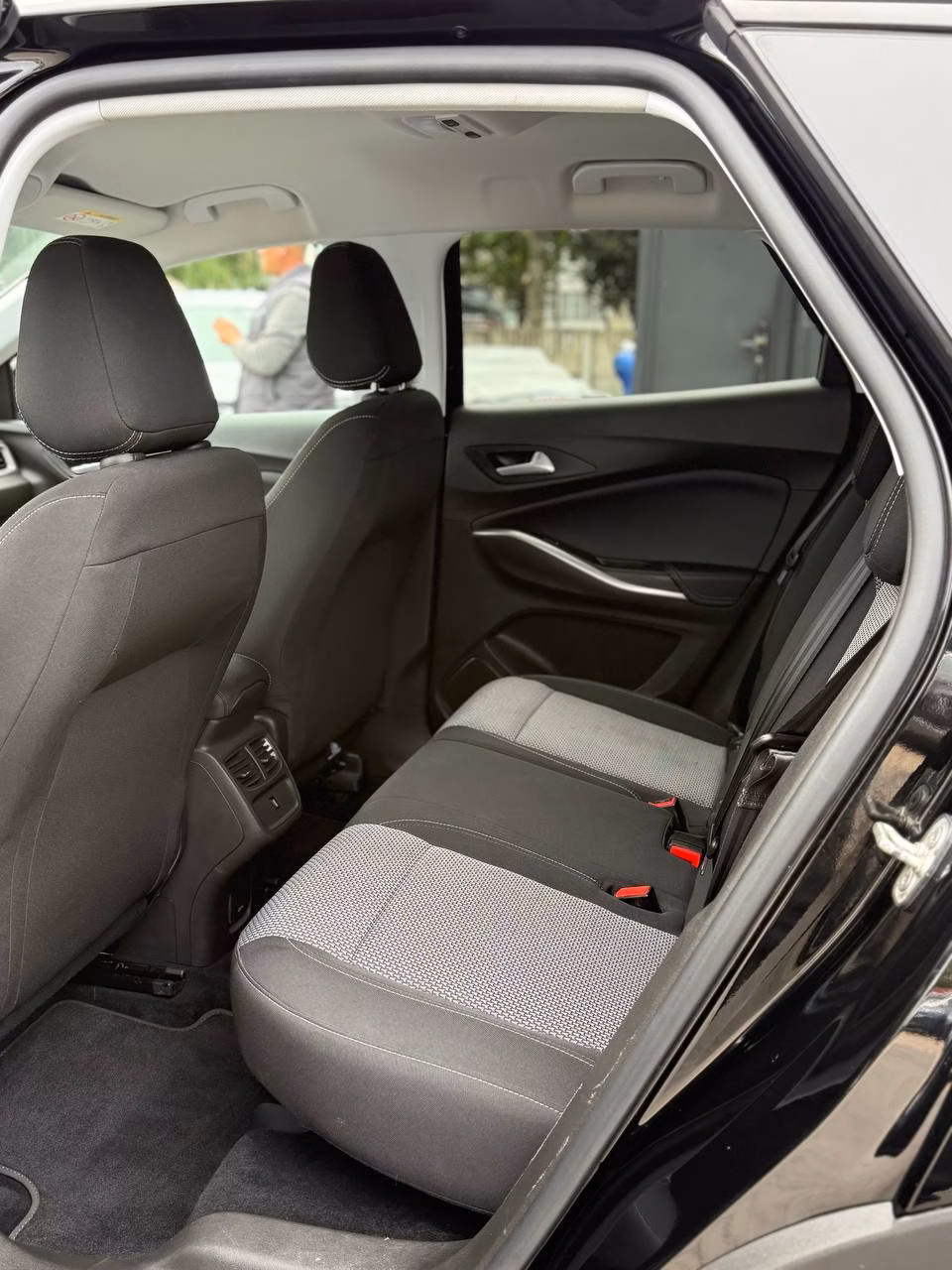 Opel Grandland X фото 10