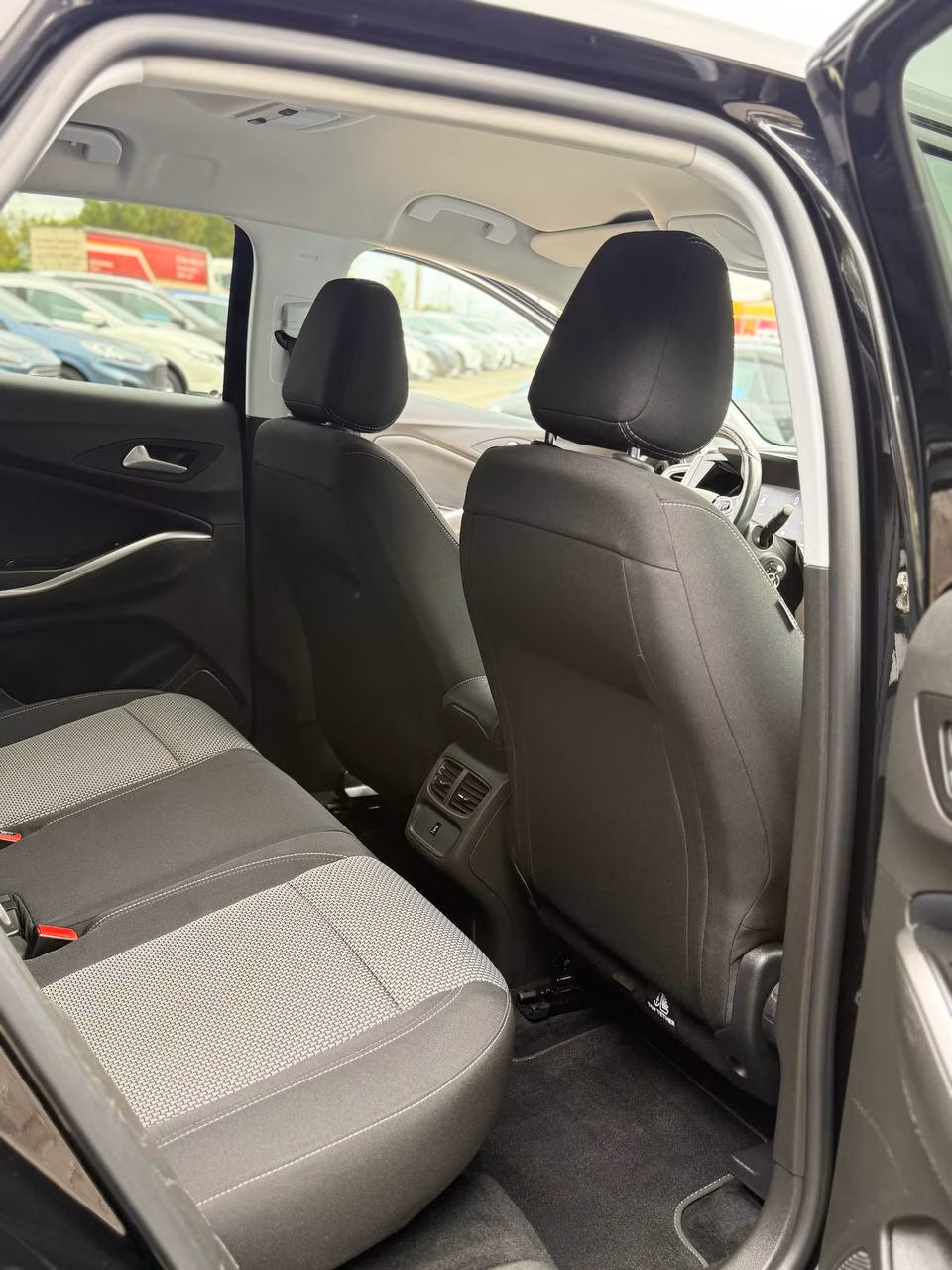 Opel Grandland X фото 12