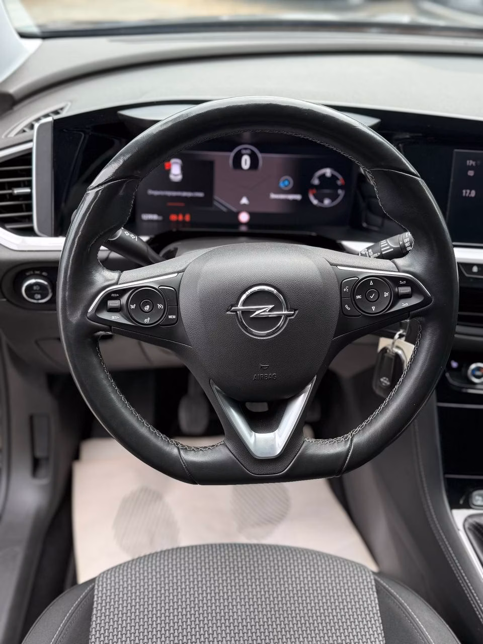 Opel Grandland X фото 14