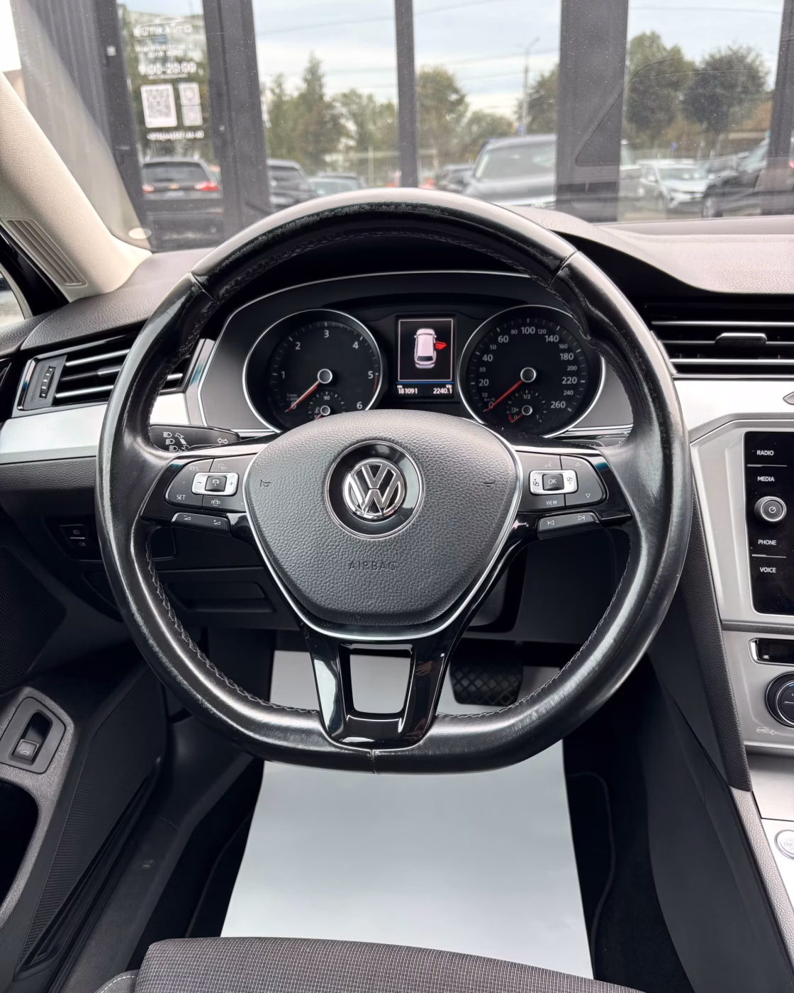 Volkswagen Passat фото 20
