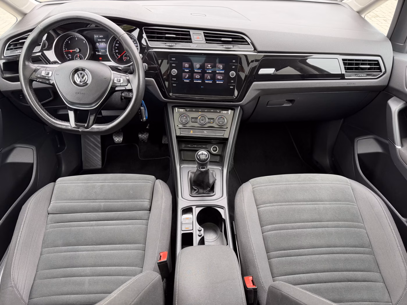 Volkswagen Touran фото 10