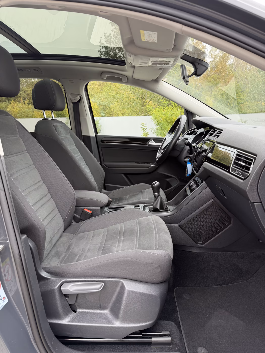 Volkswagen Touran фото 12