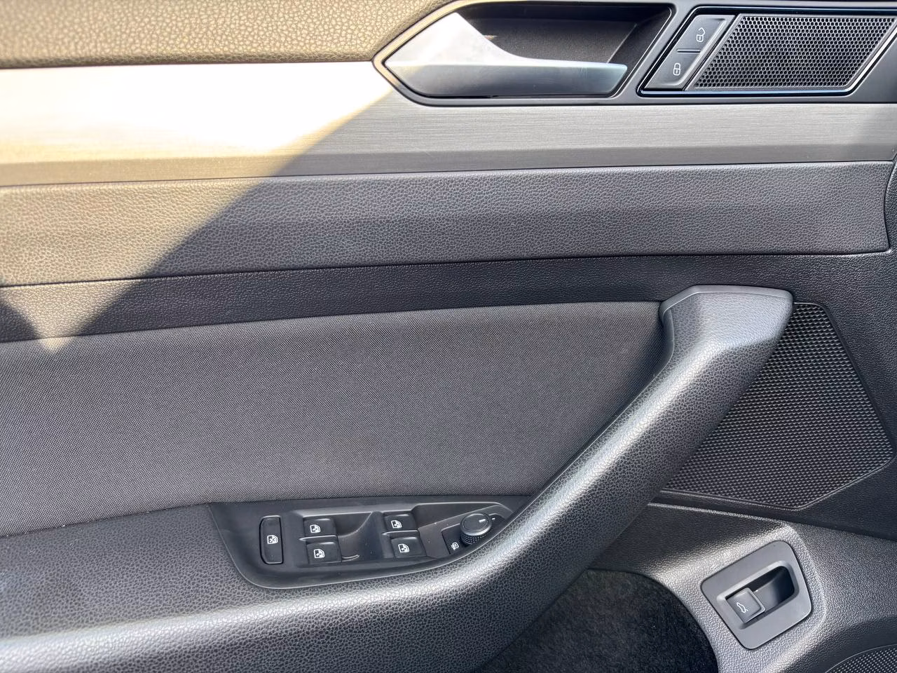 Volkswagen Passat фото 14