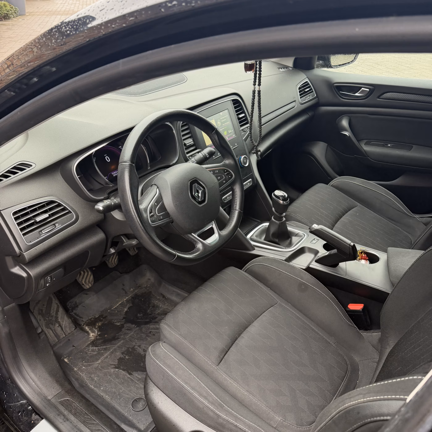 Renault Megane фото 10
