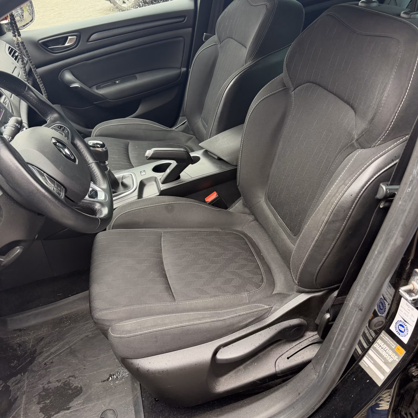 Renault Megane фото 11
