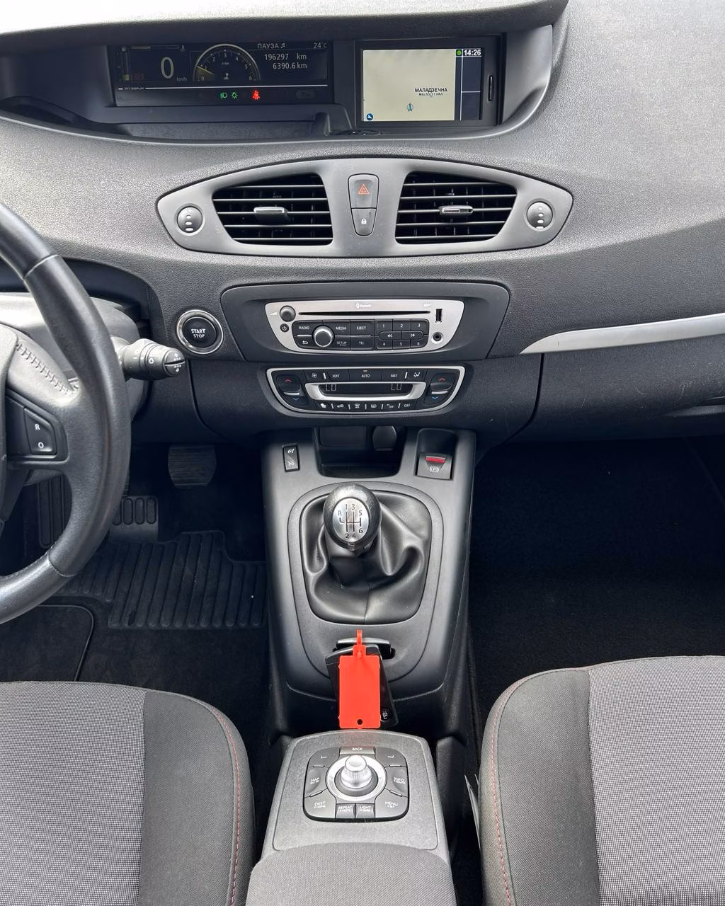 Renault Scenic фото 15