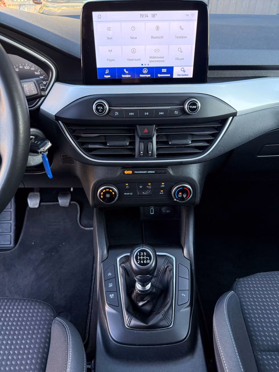 Ford Focus фото 10