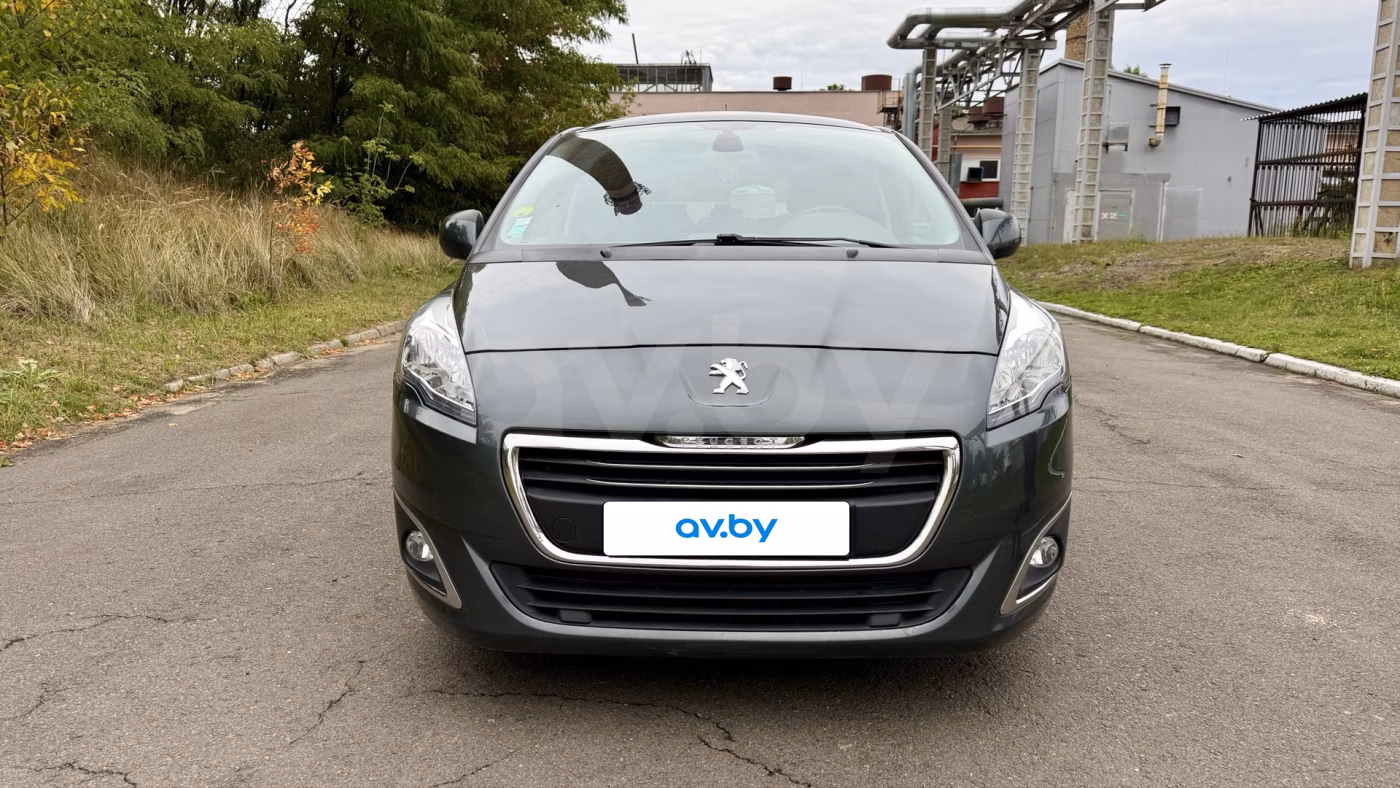 Peugeot 5008 фото 7