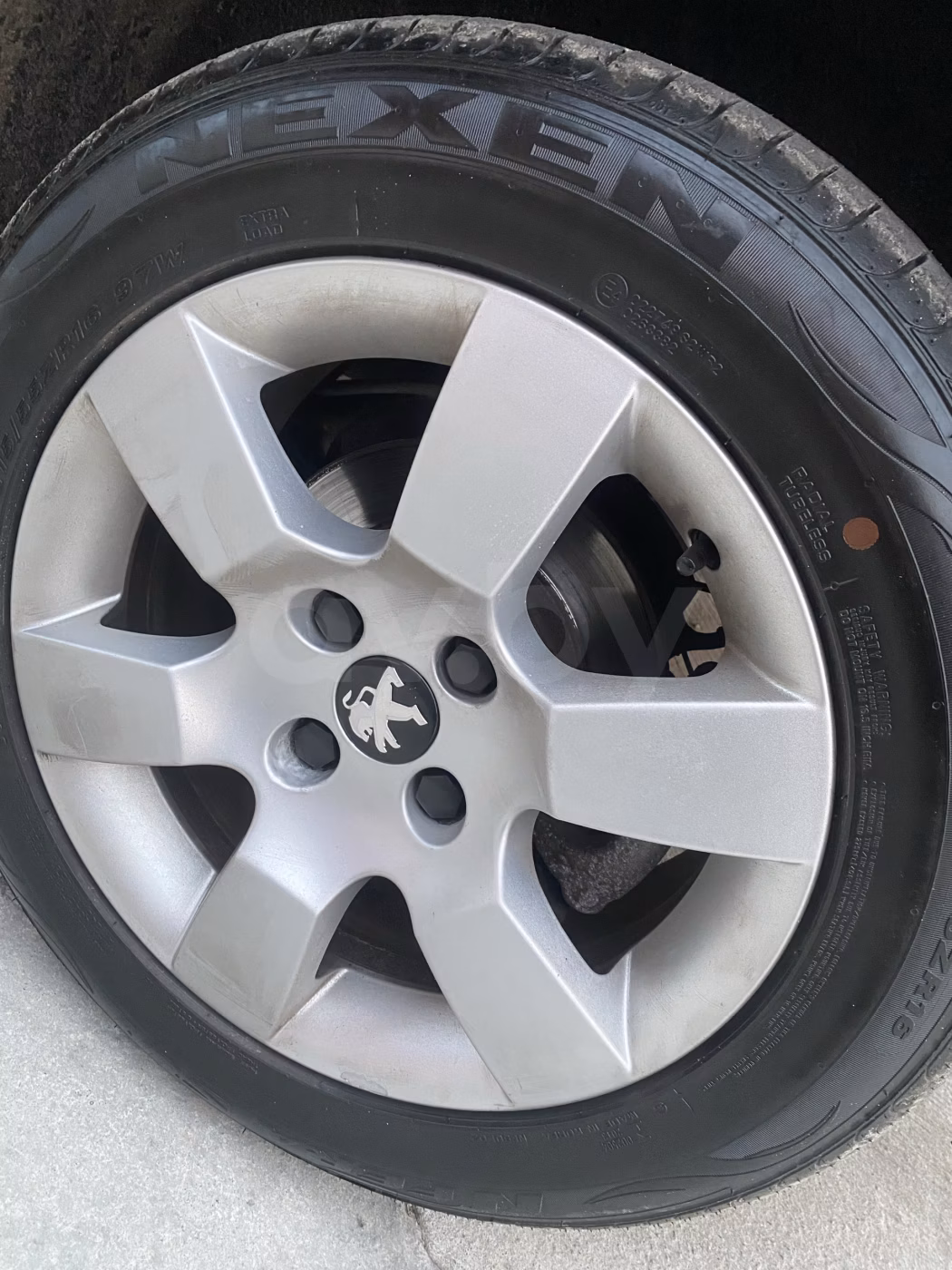 Peugeot 5008 фото 9